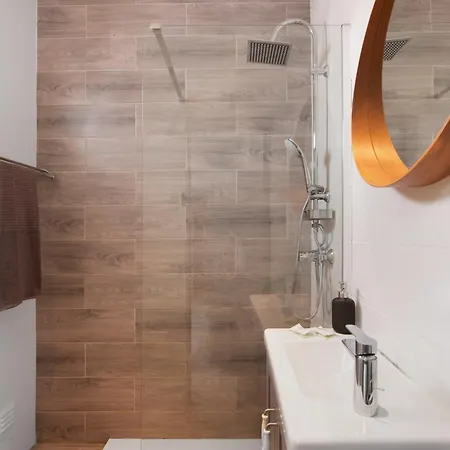 Different House Fuzeta