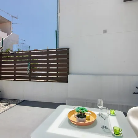 Different House Fuzeta