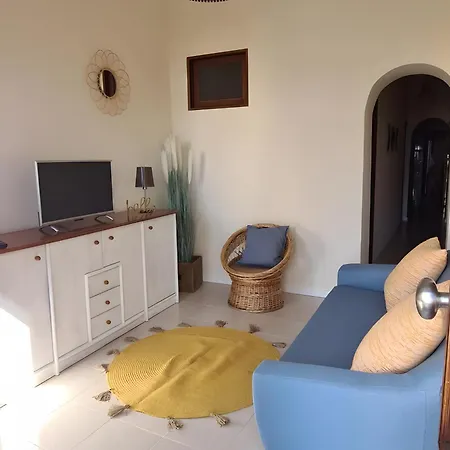 Different House Holiday home